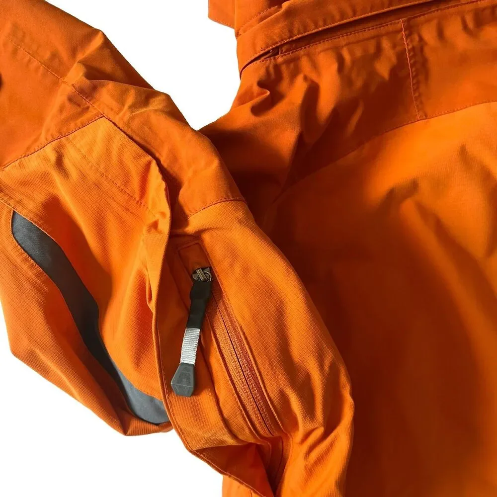 The North Face tnf north